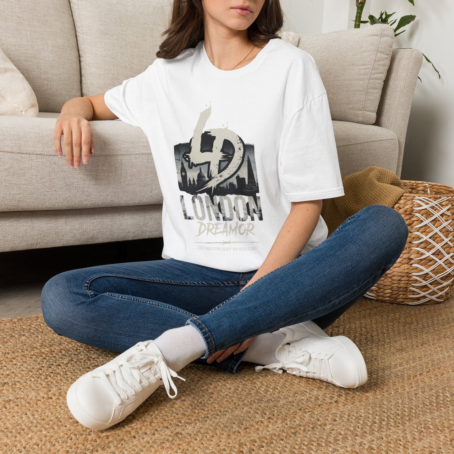 London Dreamer Graphic T-Shirt — 4D Skyline Logo