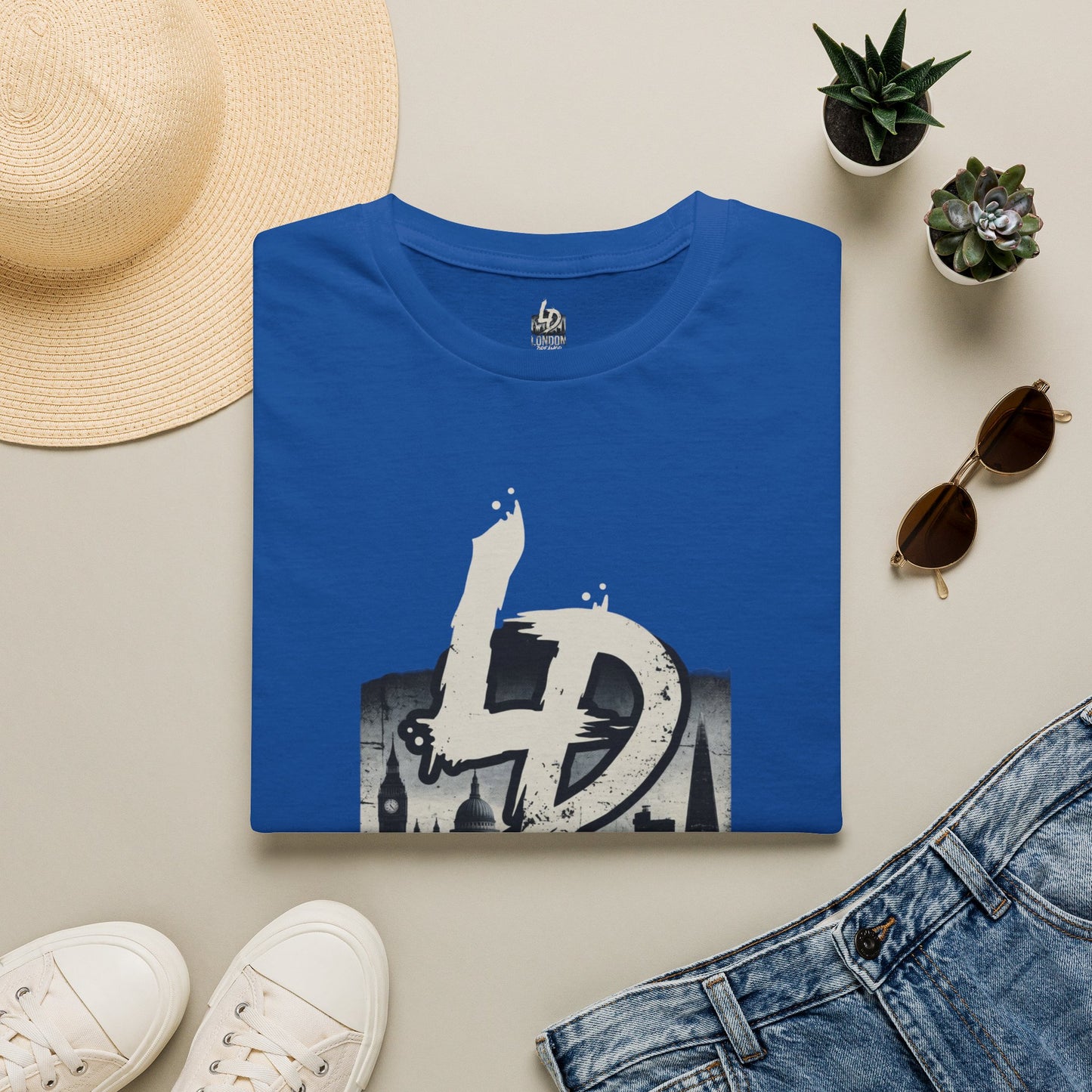 London Dreamer Graphic T-Shirt — 4D Skyline Logo